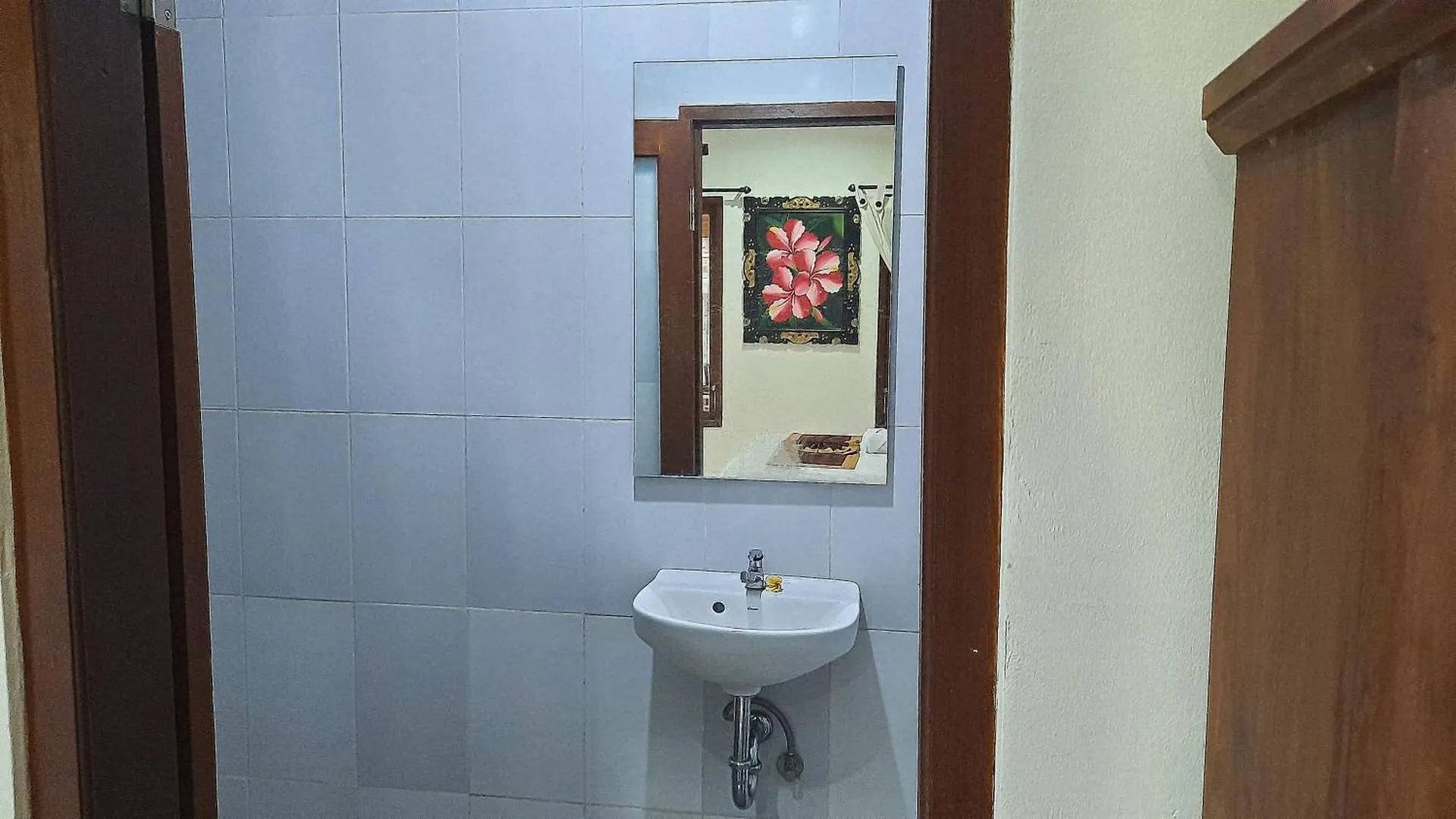 Evan House Homestay With Kitchens And Private Balconies Ubud