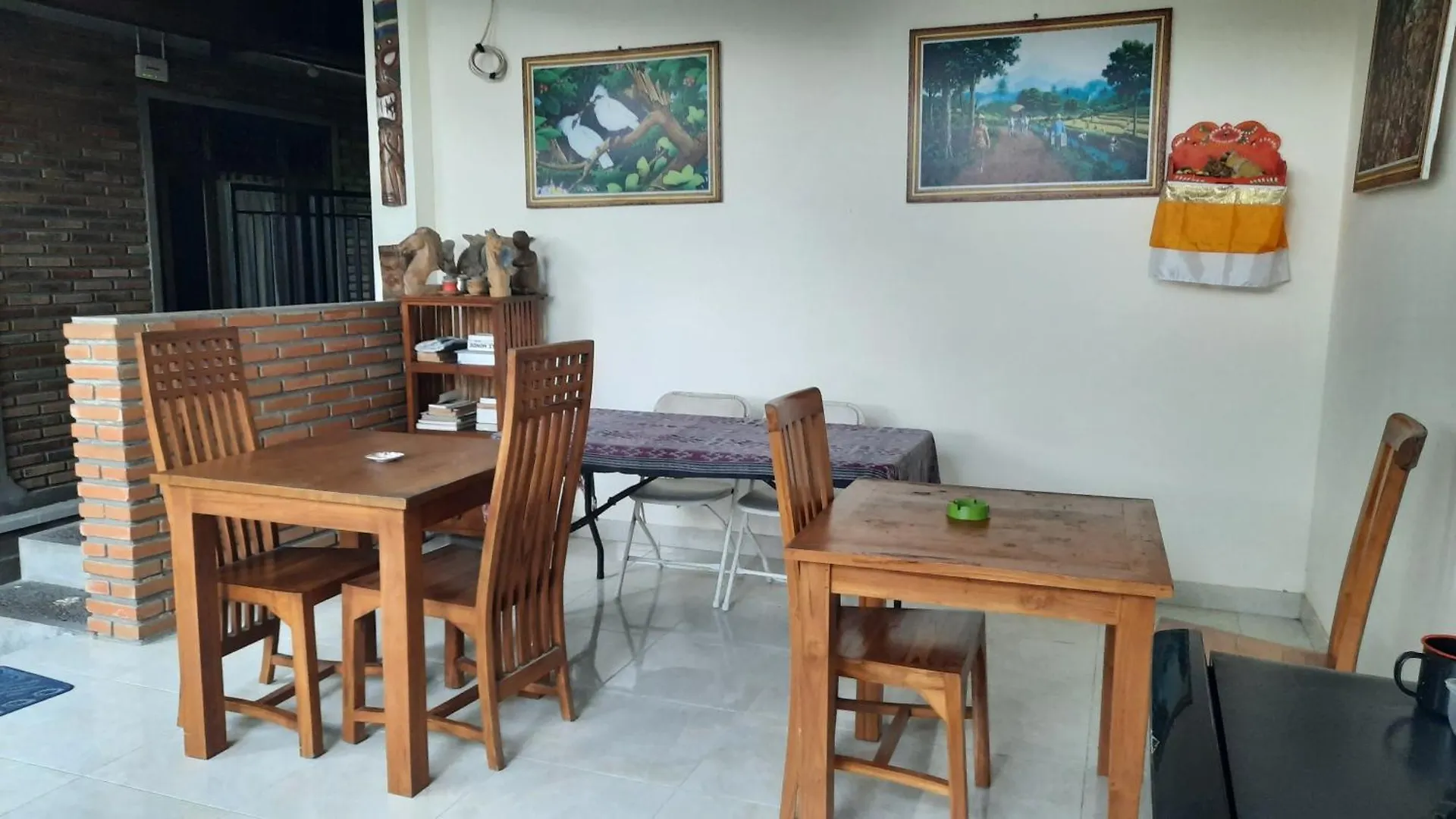 Evan House Homestay With Kitchens And Private Balconies Ubud