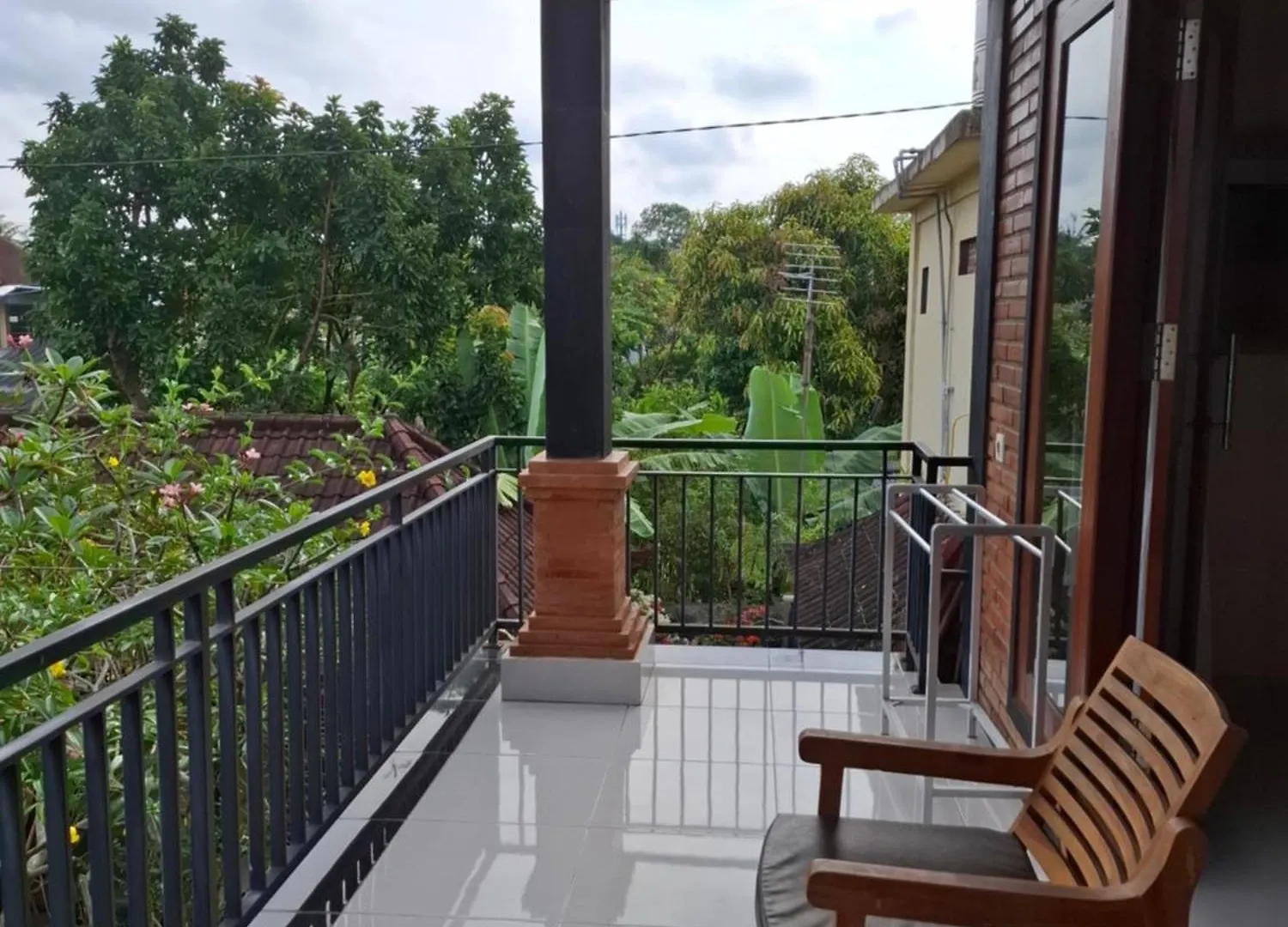 Evan House Homestay With Kitchens And Private Balconies Ubud