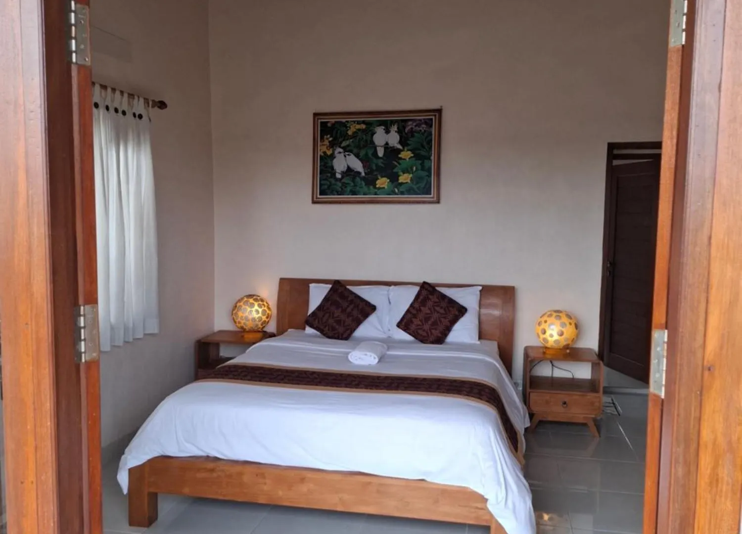 Evan House Homestay With Kitchens And Private Balconies Ubud