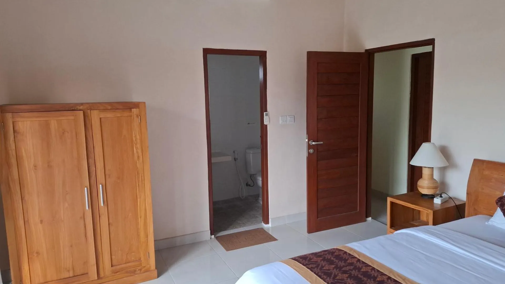 Guest house Evan House Homestay With Kitchens And Private Balconies Ubud  Indonesia